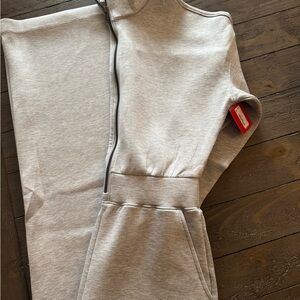 NWT Spanx Wideleg Jumpsuit - ladies small